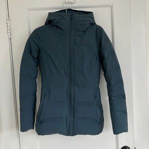 Lululemon puffer jacket